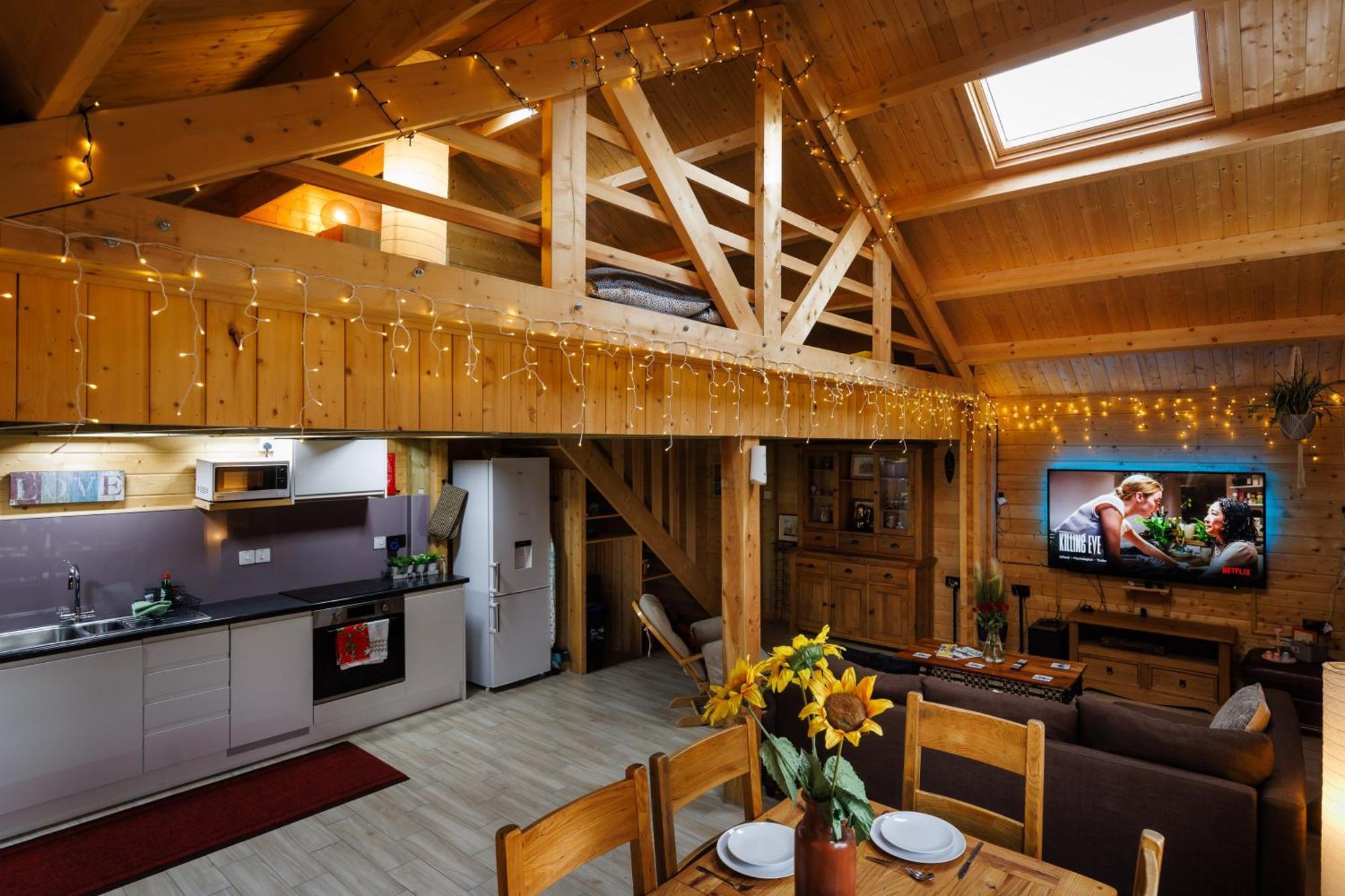 Spacious Cabin Evcharger And Free Parking Near Cambridge מראה חיצוני תמונה