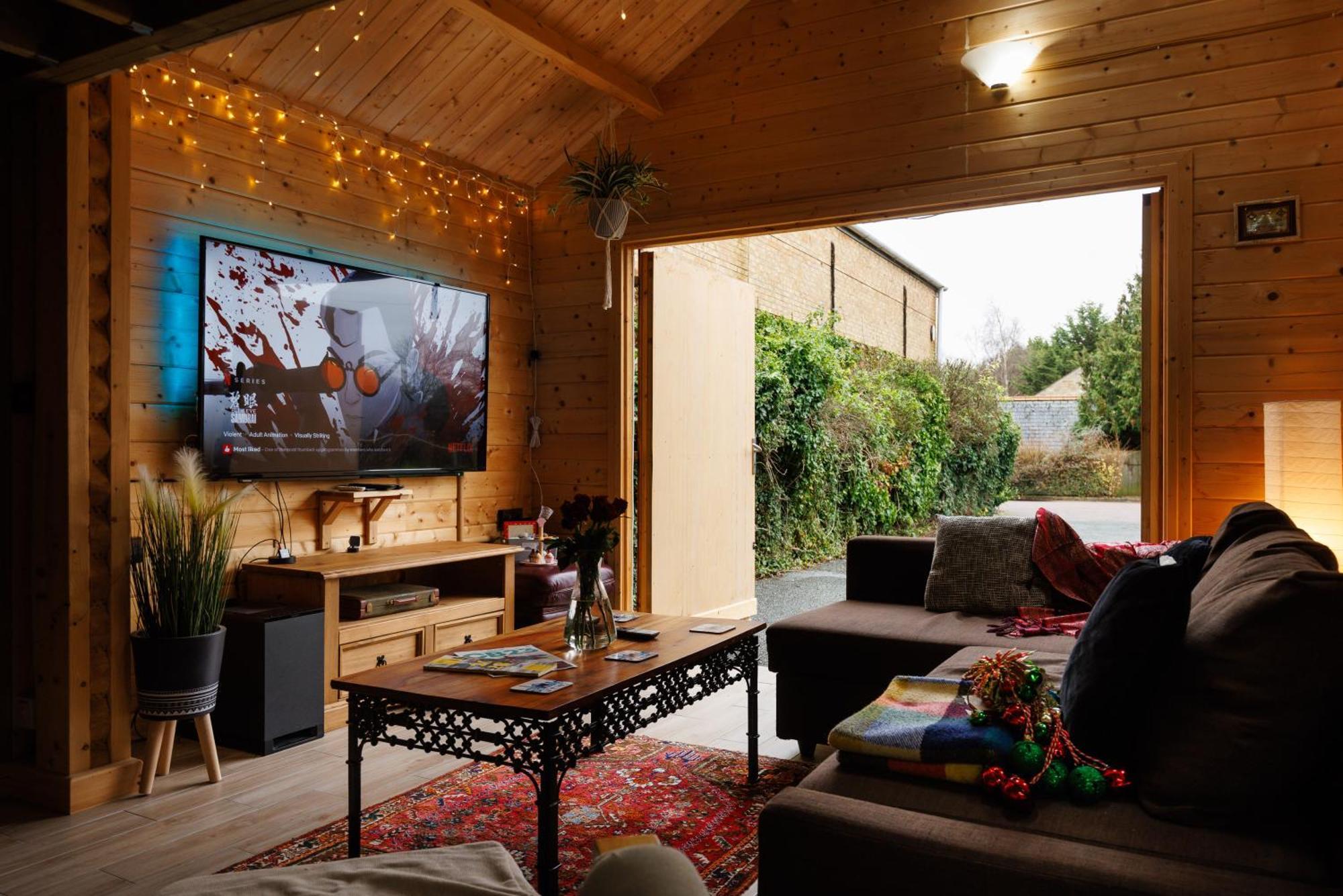 Spacious Cabin Evcharger And Free Parking Near Cambridge מראה חיצוני תמונה